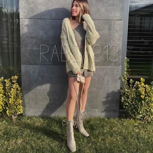 ✨Host Pick✨ ZARA LACE UP GENUINE LEATHER HIGH HEEL ANKLE BOOTS - Picture 6 of 12